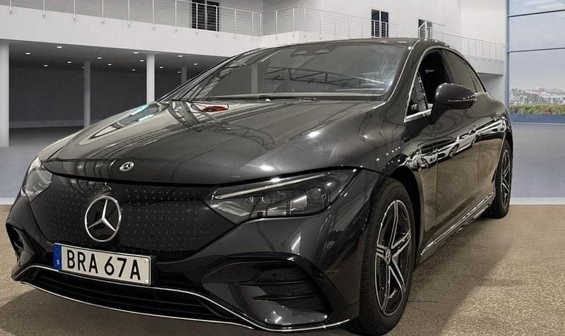 Grå Begagnad 2024 Mercedes EQE350 Premium Sedan | 574 000 kr (Superpris) - Bild 1/4