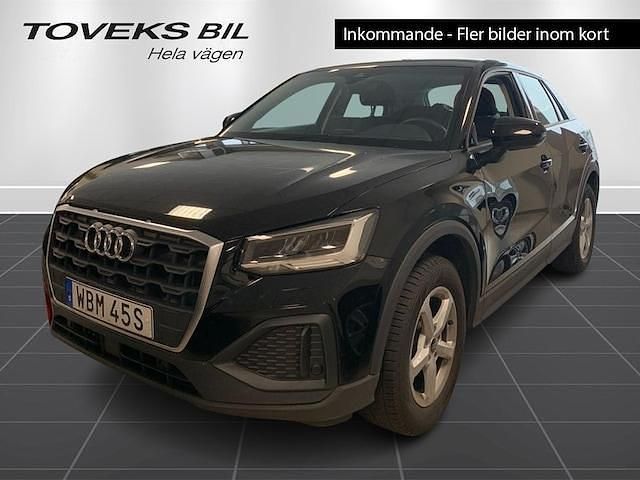 Brilliantsvart Begagnad 2024 Audi Q2 Proline SUV | 299 900 kr (Lite dyr) - Bild 1/4