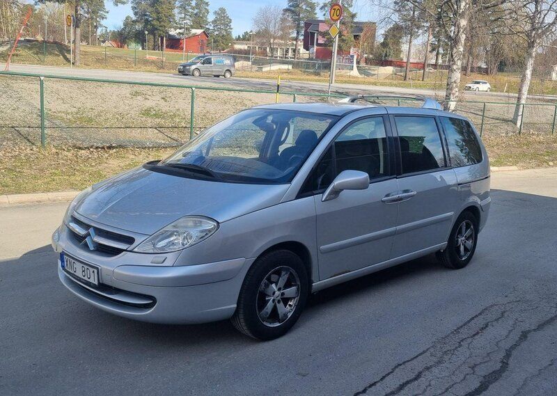 Silver Begagnad 2006 Citroën C8 Minibuss | 15 000 kr - Bild 1/4