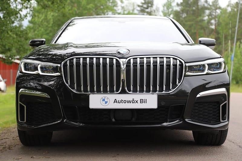 Begagnad BMW 745 Comfort Edition 400 HK (294 kW) 2020 Svart Sedan