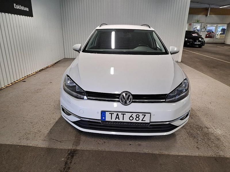 Begagnad VW Golf VIII GT 150 HK (110 kW) 2020 Vit Kombi