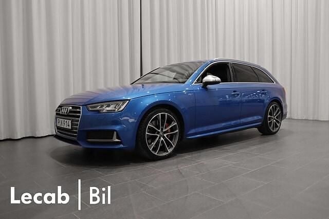 Begagnad Audi S4 Design 354 HK (260 kW) 2018 Individuell lackering, audi exclsuive Kombi
