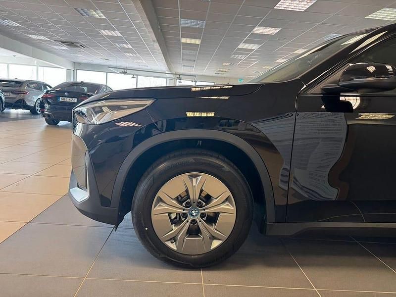 Begagnad BMW iX1 150 kW (204 HK) 2025 Svart SUV
