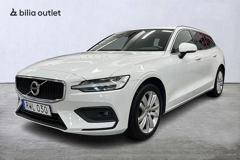 Vit Begagnad 2018 Volvo V60 Momentum Kombi | 204 900 kr (Marknadspris) - Bild 1/4