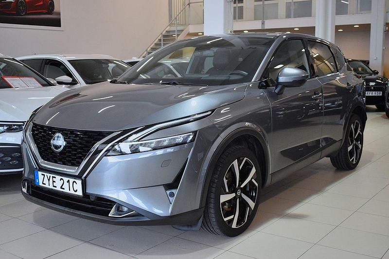 Grå Begagnad 2022 Nissan Qashqai 360º SUV | 269 000 kr (Marknadspris) - Bild 1/4
