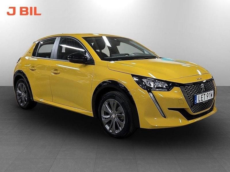 Gul Begagnad 2022 Peugeot e-208 Active Halvkombi | 209 900 kr (Marknadspris) - Bild 1/4