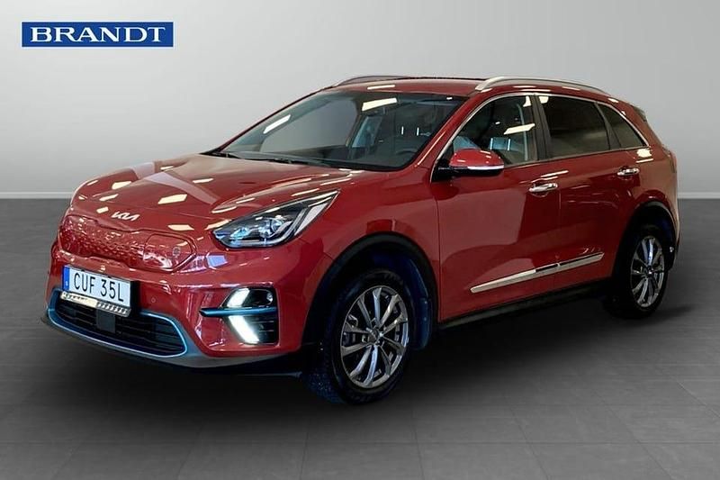 Röd Begagnad 2022 Kia e-Niro Advance SUV | 279 800 kr (Marknadspris) - Bild 1/4