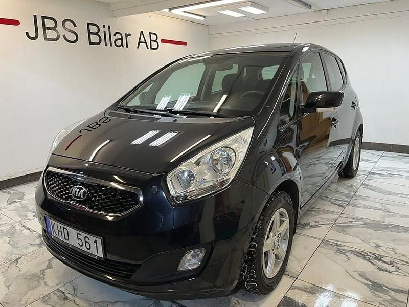 Svart Begagnad 2013 Kia Venga Comfort Halvkombi | 99 000 kr (Marknadspris) - Bild 1/4