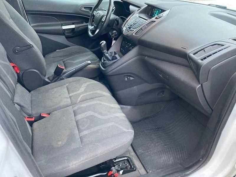 Begagnad Ford Transit Connect 95 HK (69 kW) 2016 Minibuss