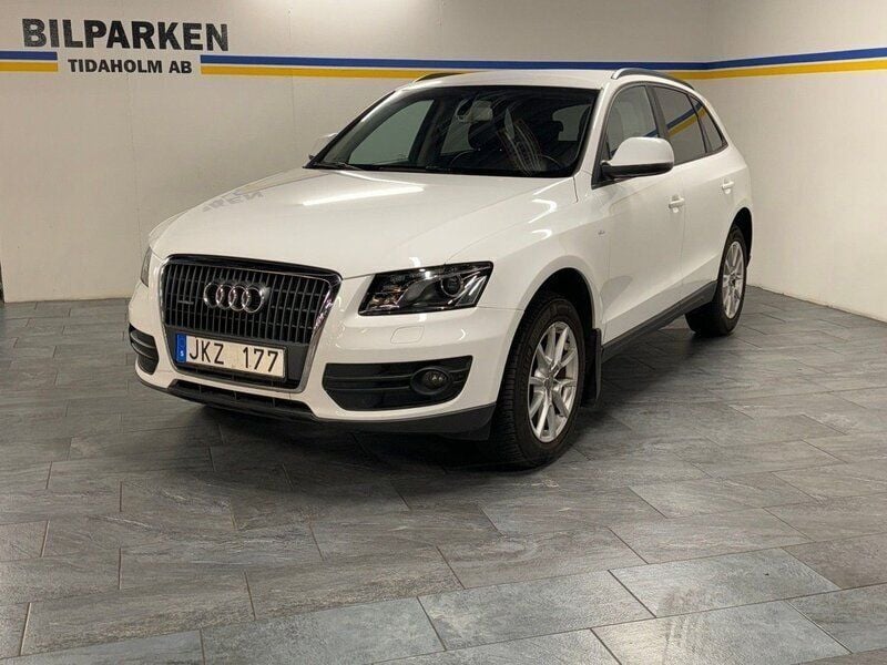 Vit Begagnad 2009 Audi Q5 Design SUV | 109 900 kr (Dyr) - Bild 1/4