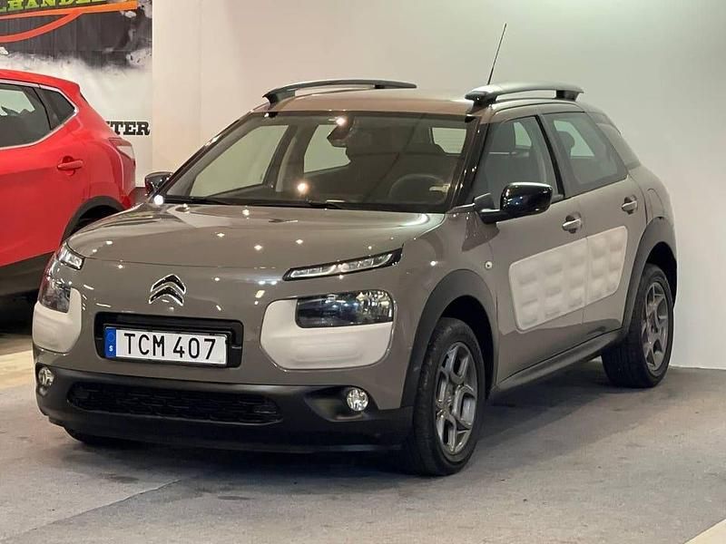 Brun Begagnad 2014 Citroën C4 Cactus Halvkombi | 114 900 kr (Marknadspris) - Bild 1/4