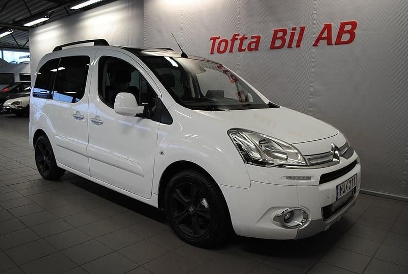 Begagnad Citroën Berlingo 92 HK (67 kW) 2014 Vit Minibuss