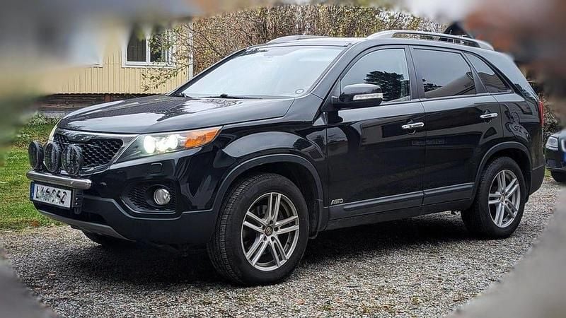 Svart Begagnad 2012 Kia Sorento EX SUV | 55 000 kr (Marknadspris) - Bild 1/4