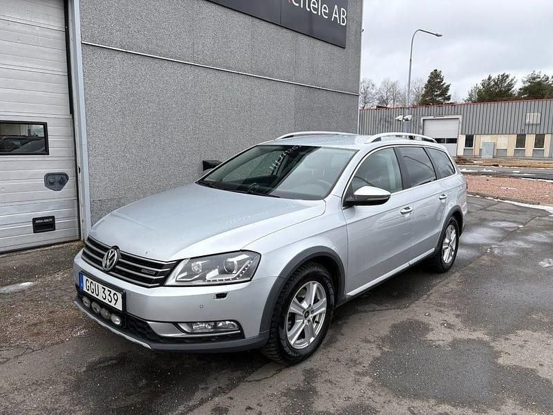 Begagnad VW Passat Alltrack 177 HK (130 kW) 2014 Silver Kombi