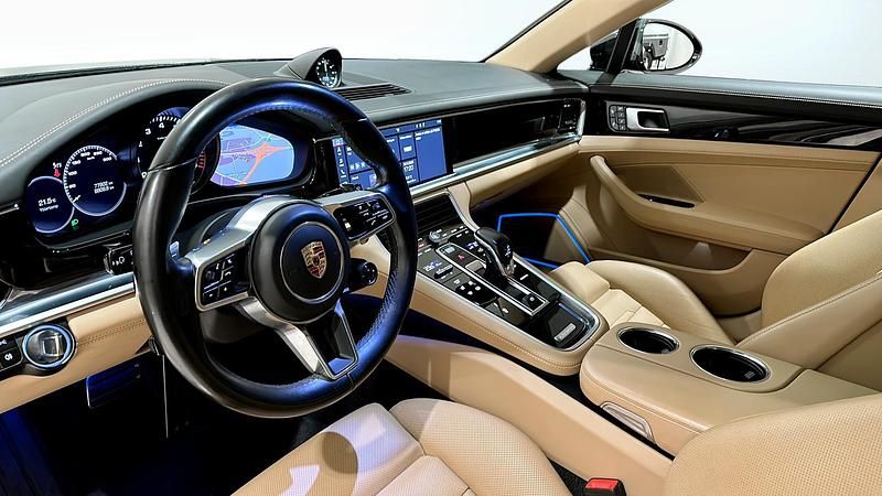 Begagnad Porsche Panamera 4 Sport Turismo 2018 Svart Sedan