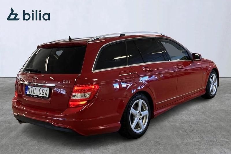 Begagnad Mercedes C220 171 HK (125 kW) 2012 Ljusröd Kombi