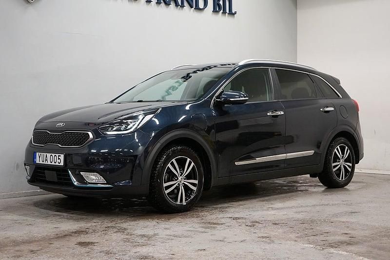Begagnad Kia Niro Advance 105 HK (77 kW) 2018 Blå SUV