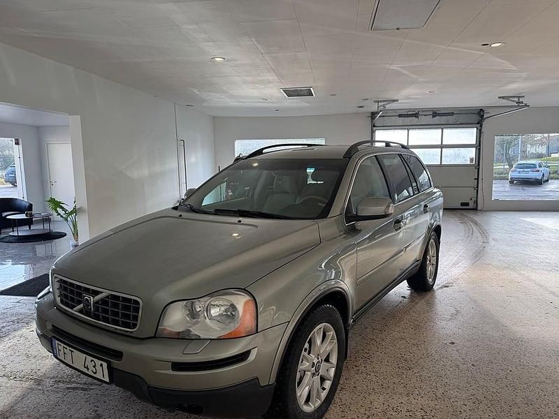 Grön Begagnad 2006 Volvo XC90 Momentum SUV | 54 900 kr (Marknadspris) - Bild 1/4