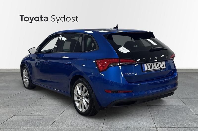 Begagnad Skoda Scala 2023 Blå Halvkombi