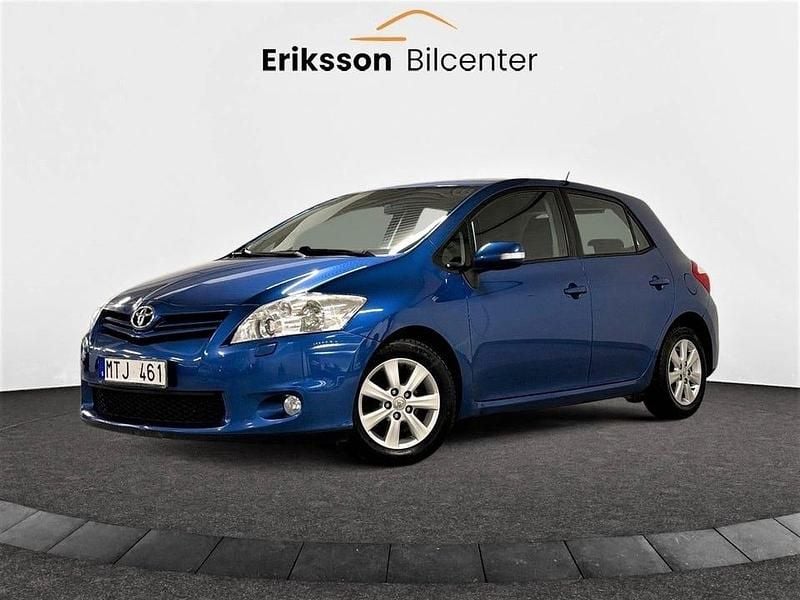 Blå Begagnad 2012 Toyota Auris Plus Halvkombi | 59 900 kr (Marknadspris) - Bild 1/4