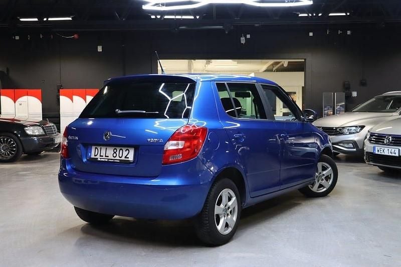 Begagnad Skoda Fabia Ambiente 86 HK (63 kW) 2015 Blå