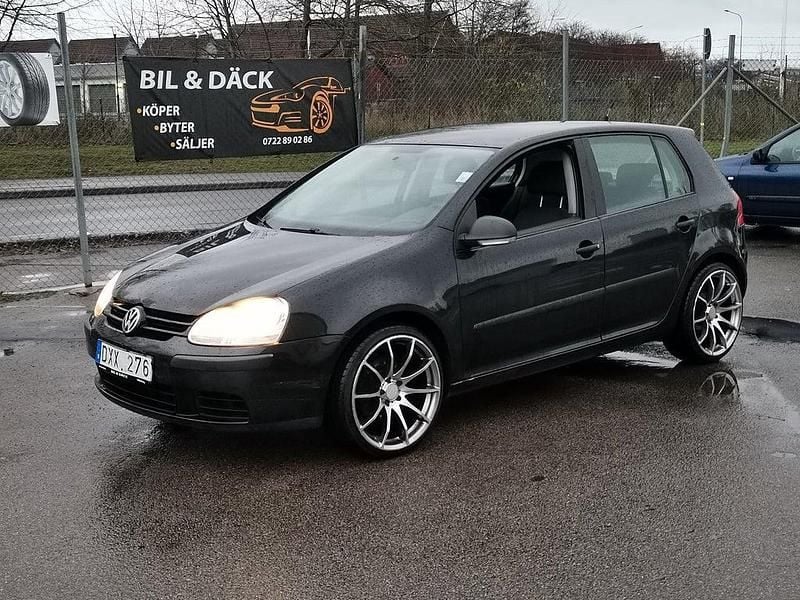 Begagnad 2007 VW Golf V Halvkombi | 34 900 kr (Bra pris) - Bild 1/4