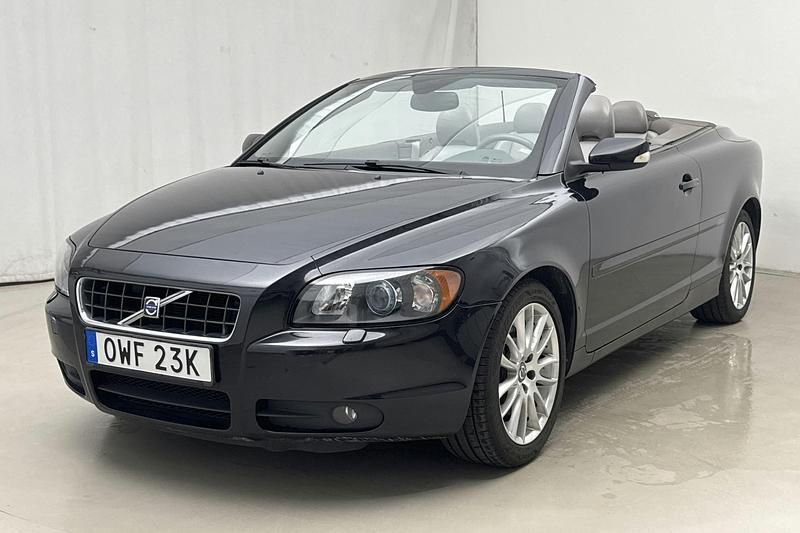 Svart Begagnad 2006 Volvo C70 Summum | 100 000 kr - Bild 1/4