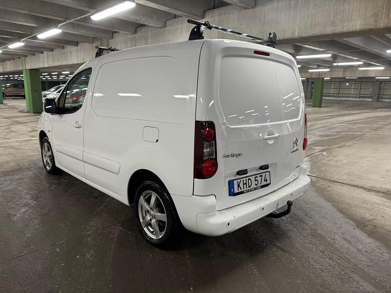 Begagnad Citroën Berlingo 99 HK (72 kW) 2016 Minibuss