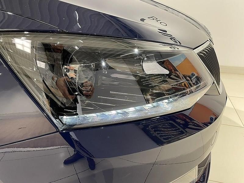 Begagnad Skoda Fabia Style 110 HK (80 kW) 2018 Blå