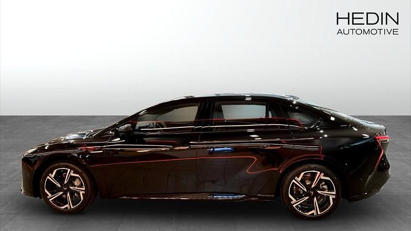 Ny Hongqi EH7 252 kW (343 HK) 2025 Svart (black) Sedan