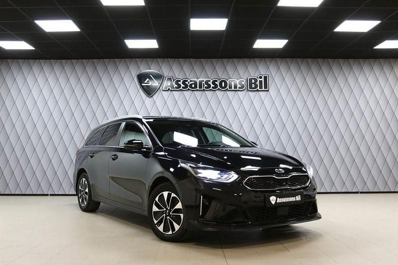 Begagnad Kia Ceed Advance 141 HK (103 kW) 2021 Svart Halvkombi
