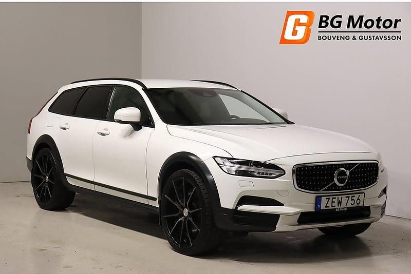 Vit Begagnad 2018 Volvo V90 CC Business Edition Kombi | 249 900 kr (Lite dyr) - Bild 1/4