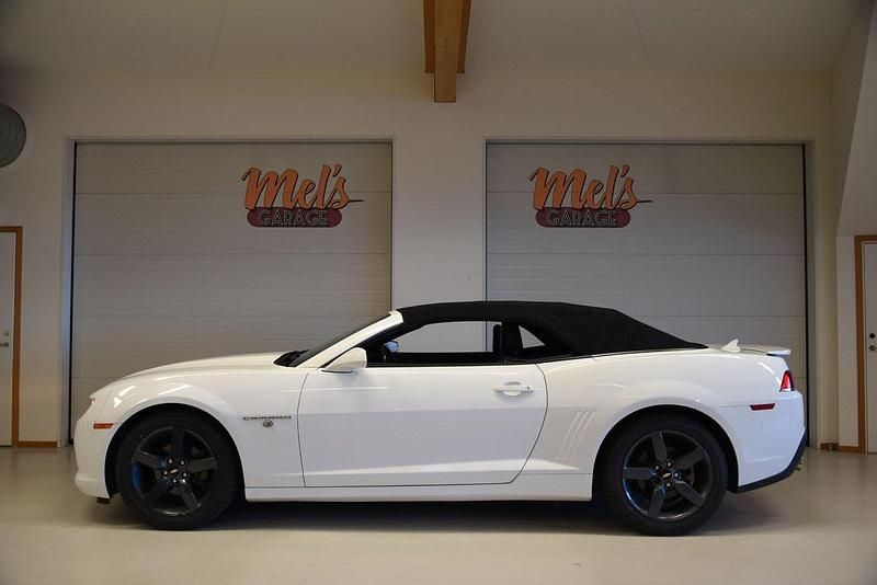 Vit Begagnad 2014 Chevrolet Camaro Cab | 239 000 kr - Bild 1/4