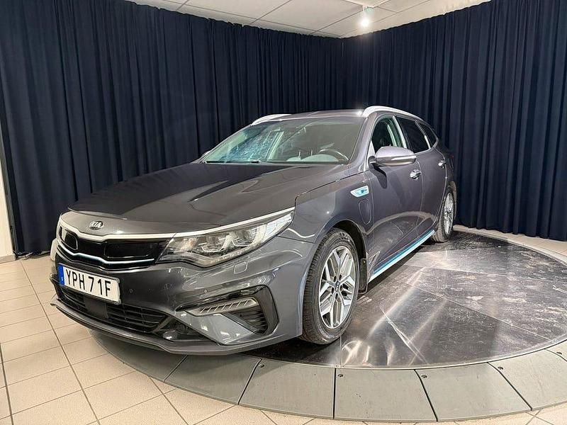 Grå metallic Begagnad 2019 Kia Optima Plus Kombi | 189 000 kr - Bild 1/4