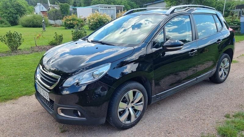 Svart Begagnad 2014 Peugeot 2008 SUV | 79 000 kr (Marknadspris) - Bild 1/4