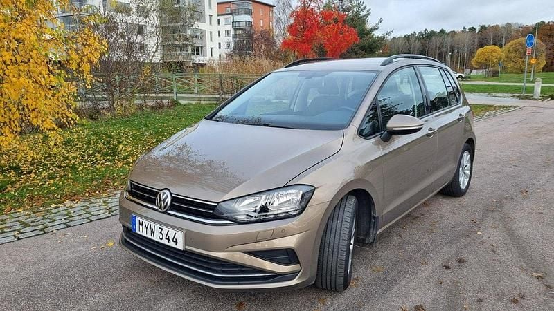 Brun Begagnad 2018 VW Golf VII Halvkombi | 169 900 kr (Marknadspris) - Bild 1/4