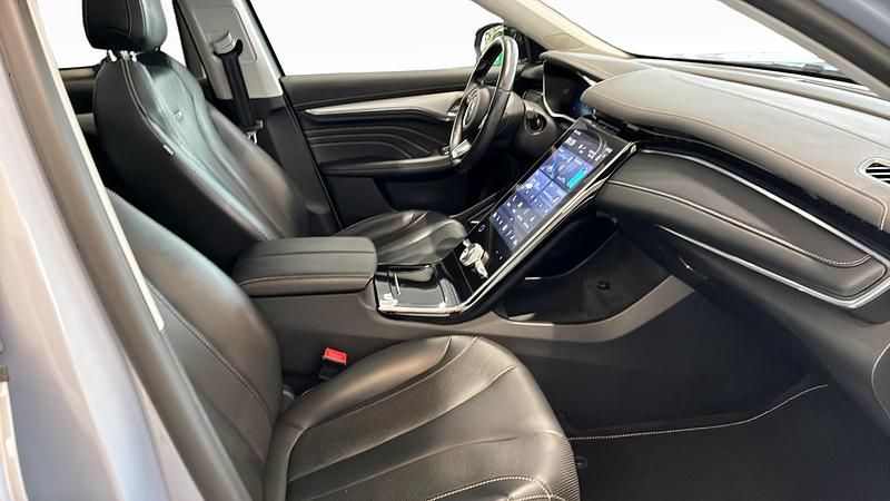 Begagnad MG Marvel R Luxury 132 kW (180 HK) 2022 Blå SUV