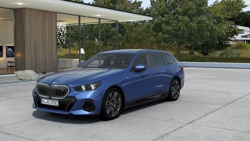 Blå/lila Ny 2024 BMW i5 Efficient Dynamics Sedan | 893 000 kr (Bra pris) - Bild 1/4