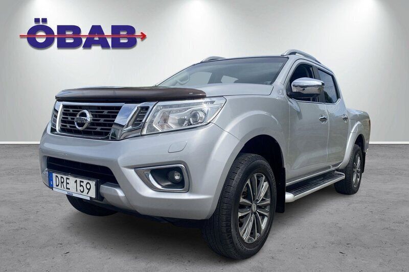 Silver Begagnad 2017 Nissan Navara Pickup | 218 900 kr (Marknadspris) - Bild 1/4