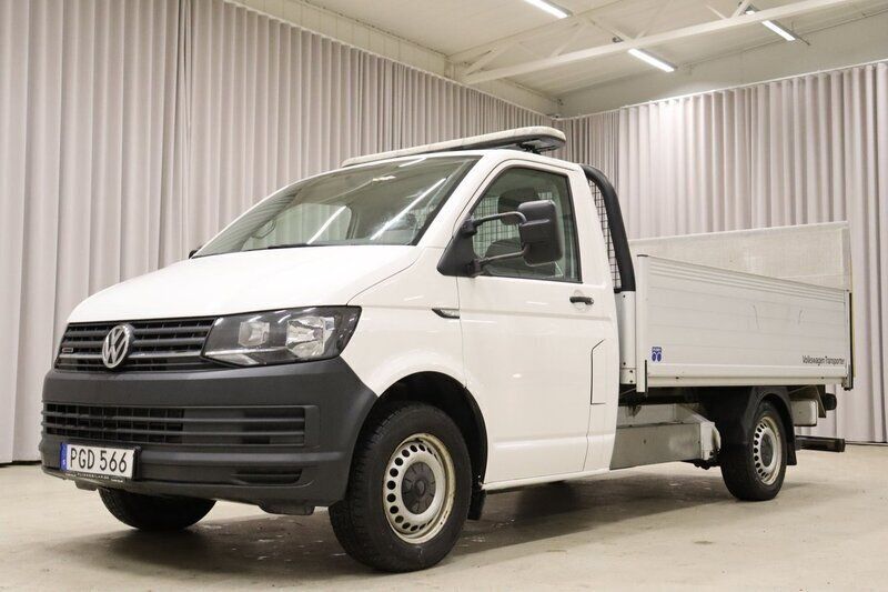 Vit Begagnad 2017 VW T6 Van | 179 900 kr (Superpris) - Bild 1/4