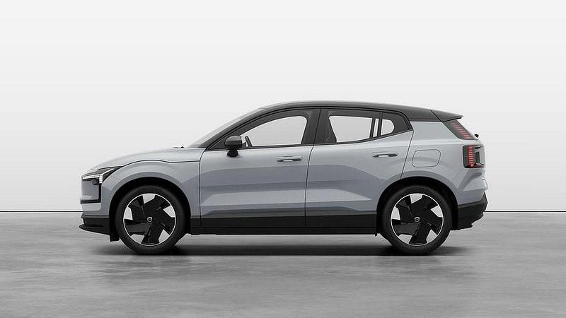 Grå Ny 2025 Volvo EX30 Plus SUV | 523 900 kr (Lite dyr) - Bild 1/4