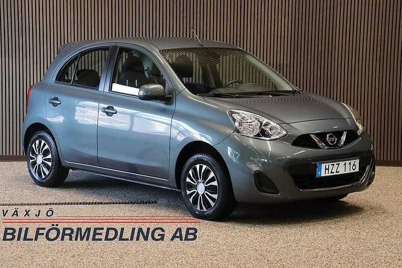 Mörkgrå (gråmetallic) Begagnad 2015 Nissan Micra Halvkombi | 89 000 kr (Lite dyr) - Bild 1/4