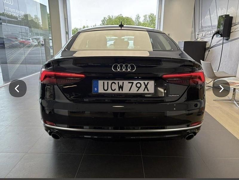 Svart Begagnad 2019 Audi A5 Sportback Halvkombi | 289 000 kr (Marknadspris) - Bild 1/4
