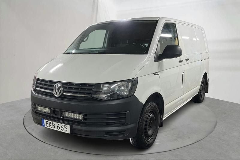 Vit Begagnad 2018 VW T6 Van | 149 000 kr (Superpris) - Bild 1/4