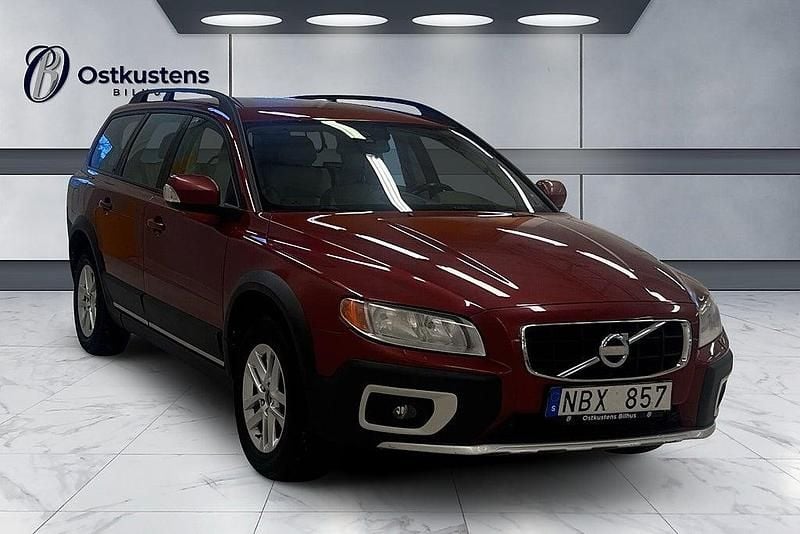 Röd Begagnad 2012 Volvo XC70 Kinetic Kombi | 124 900 kr (Marknadspris) - Bild 1/4