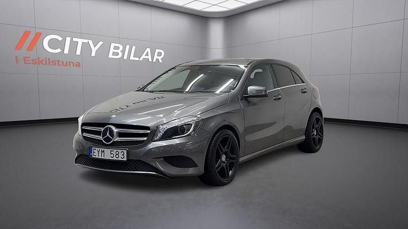 Begagnad Mercedes A180 Urban 109 HK (80 kW) 2012 Grå Halvkombi