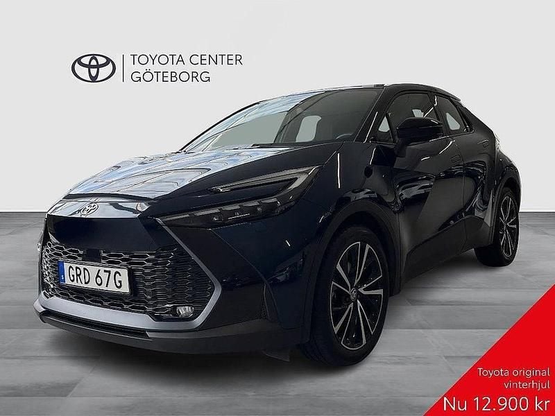 Blå Begagnad 2024 Toyota C-HR Executive SUV | 439 900 kr (Marknadspris) - Bild 1/4