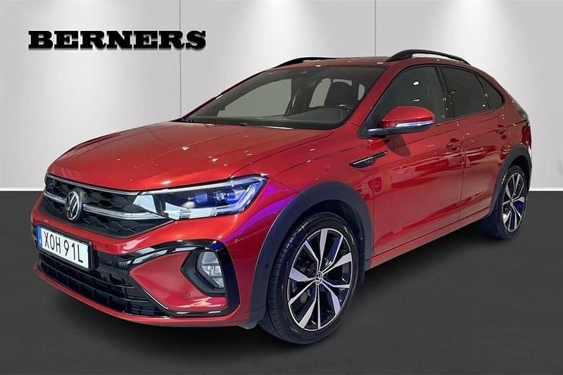 Röd Begagnad 2022 VW Taigo R-line SUV | 254 900 kr (Marknadspris) - Bild 1/4