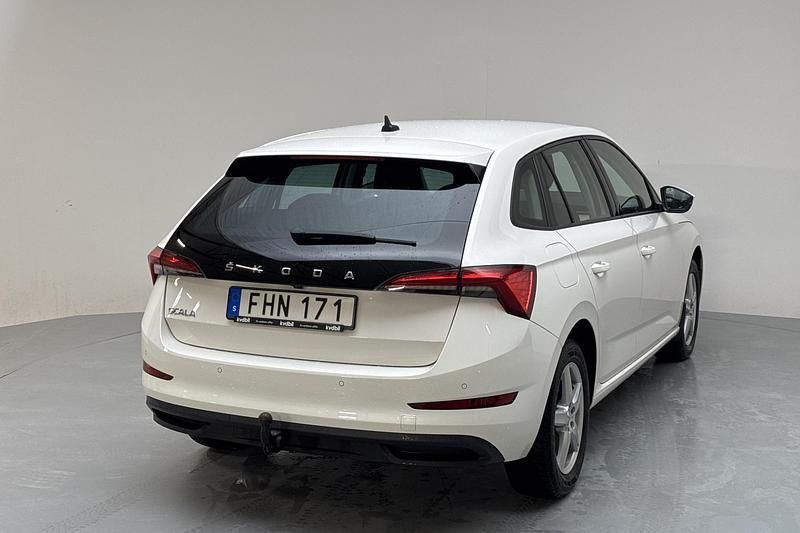 Begagnad Skoda Scala 2020 Vit Halvkombi
