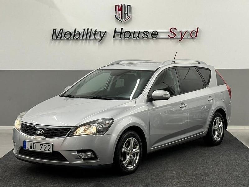 Silver Begagnad 2011 Kia Ceed Sportswagon Kombi | 59 900 kr (Marknadspris) - Bild 1/4